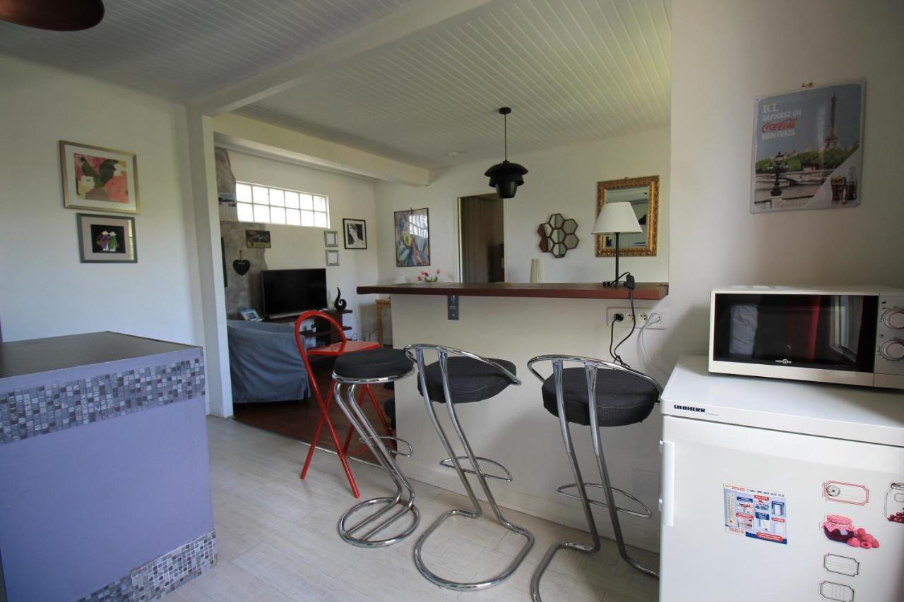 Disponible - Appartement Entier - Ligne H 15Mn Paris-Gare Du Nord, Parking Rue Gratuit, 4 Pers, Station De Train En Face Toutes Les 15Mn, Hippodrome, Cdfas, Universite, Borne Electrique, 1Er Etage Обонн Екстер'єр фото