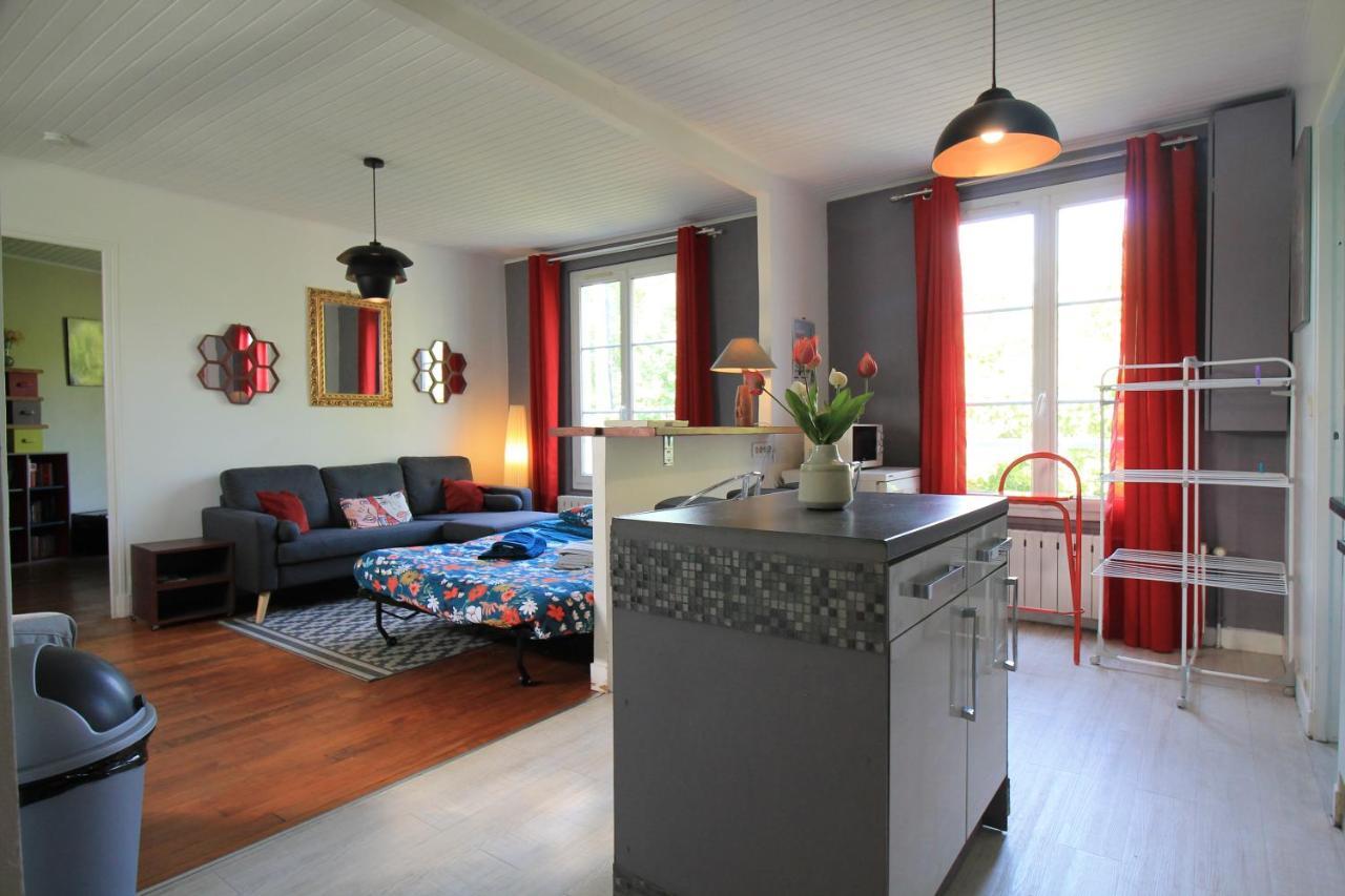 Disponible - Appartement Entier - Ligne H 15Mn Paris-Gare Du Nord, Parking Rue Gratuit, 4 Pers, Station De Train En Face Toutes Les 15Mn, Hippodrome, Cdfas, Universite, Borne Electrique, 1Er Etage Обонн Екстер'єр фото